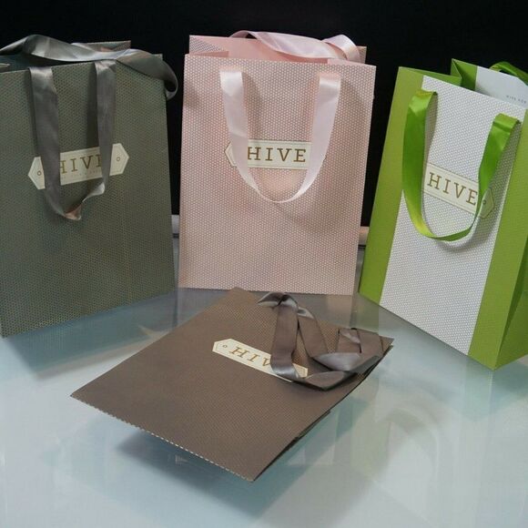 Hive Boutique Store West Palm Beach Florida Totes 4 Paper Gift Bags Rope Handle - Picture 6 of 9